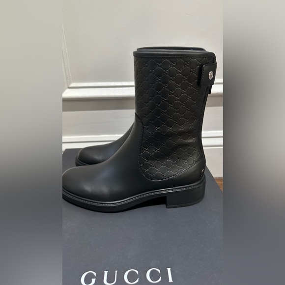 Gucci Micro GG Supreme Leather Short Boots - Picture 4 of 6